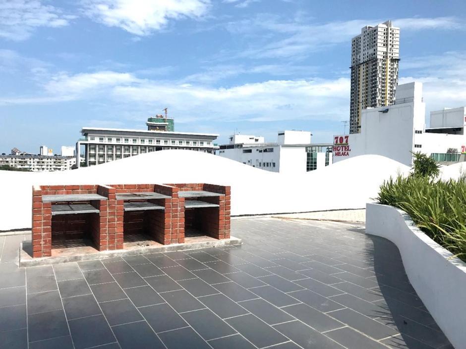 Avisa At The Wave Hotel Malacca Exterior photo